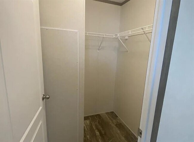 Building Photo - ELEGANT CARY HOME