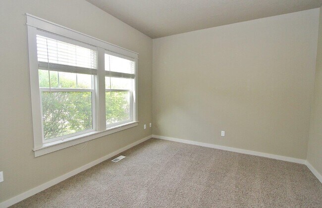 Building Photo - 5256 W McMurtrey St