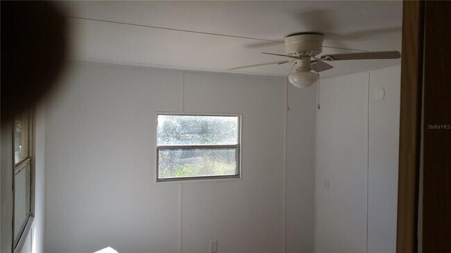 Building Photo - 3366 Maple Ln