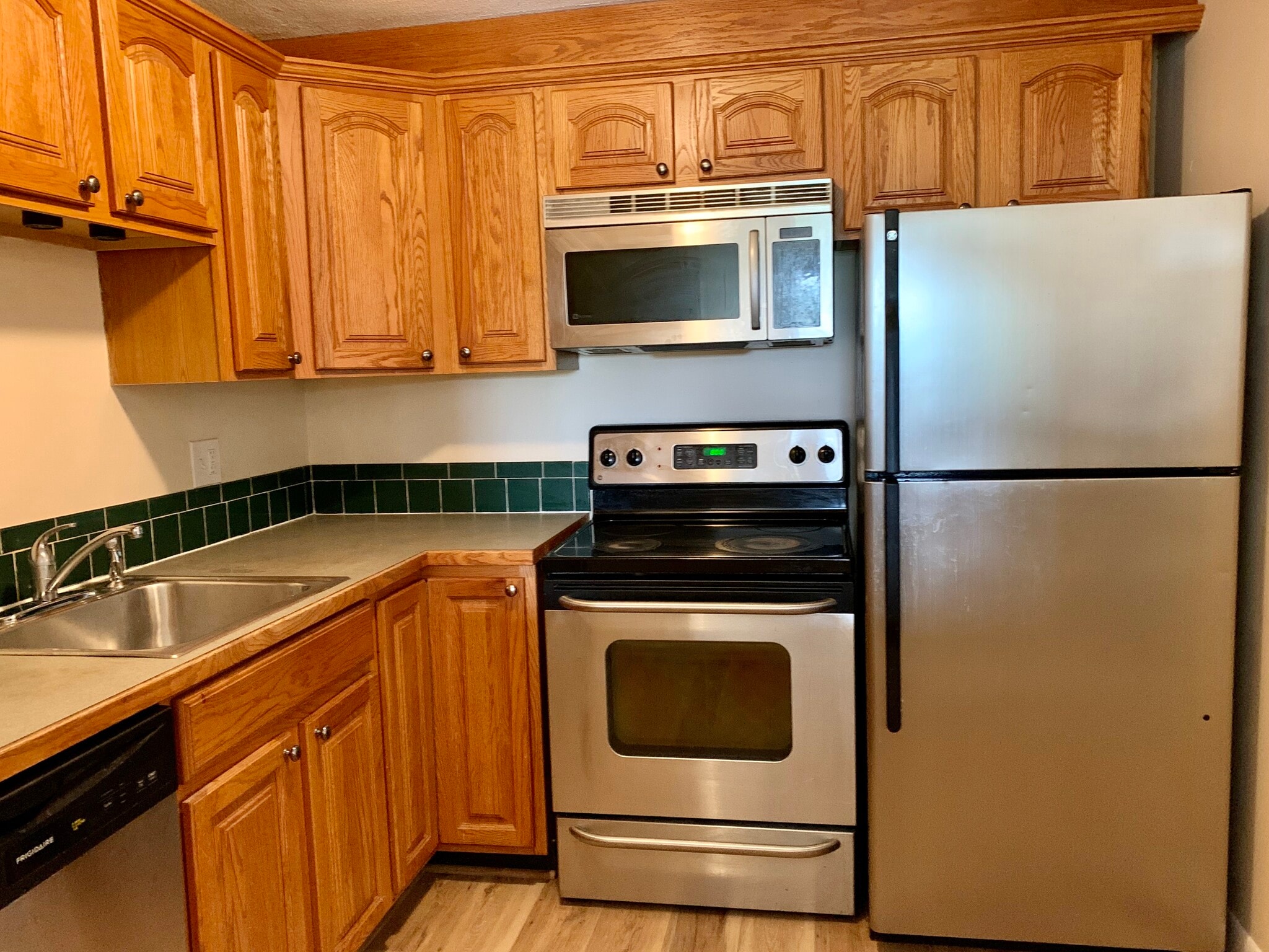 Building Photo - 22 Williamsburg Ct