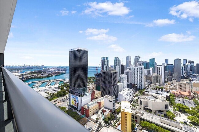 Building Photo - 159 NE 6th St