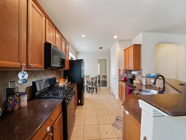 Building Photo - 2909 Laurel Brook Ln