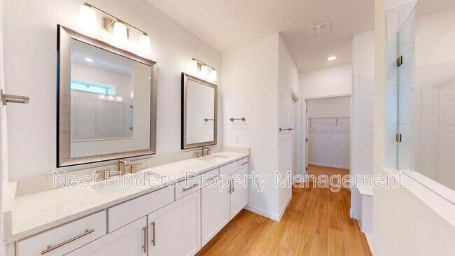 Building Photo - 149 Creek Pebble Dr