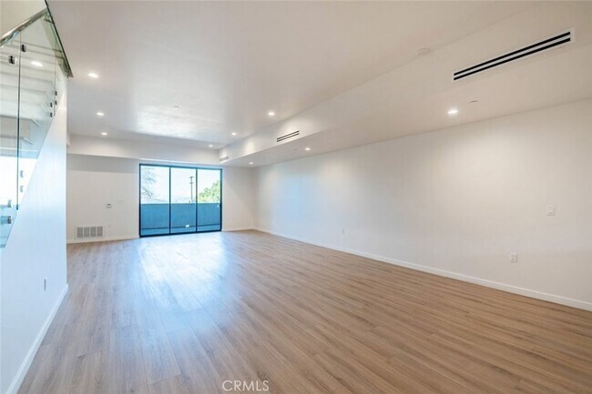 Building Photo - 7341 Valmont St