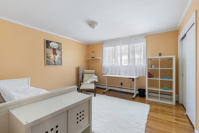 Building Photo - 10 Stonewood Dr