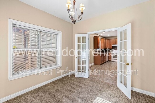 Building Photo - 714 N Tremont St
