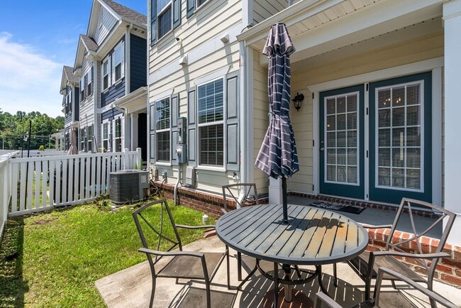 Building Photo - Smart, Secure, and Energy-Efficient Home f...