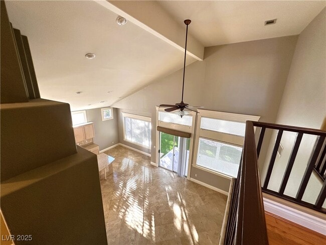 Building Photo - 271 Tayman Park Ave