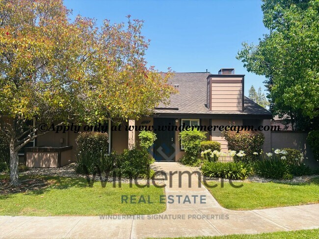 Building Photo - 127 Touchstone Pl