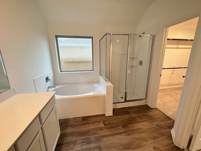 Building Photo - 5804 Knox Lndg Dr