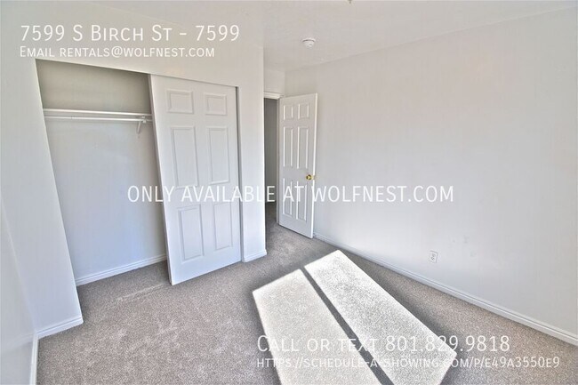 Building Photo - 7599 Birch St