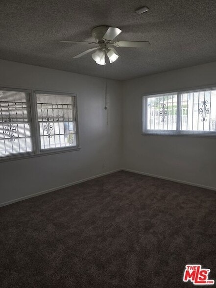 Building Photo - 6243 S Fairfax Ave