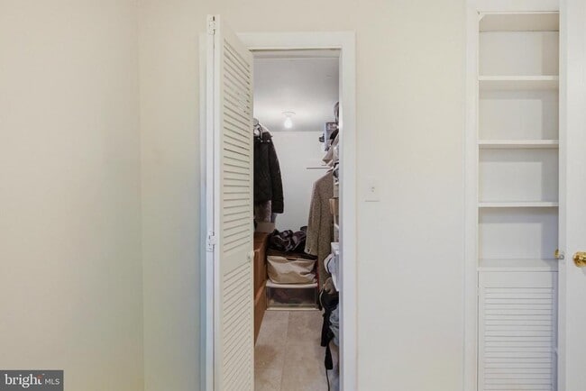 Building Photo - 6123 Joust Ln