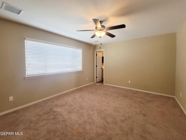 Building Photo - 12785 Tre Maximiliano Ave