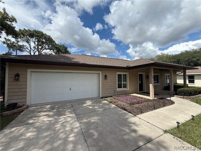 Building Photo - 3047 W Kirkwood Pl