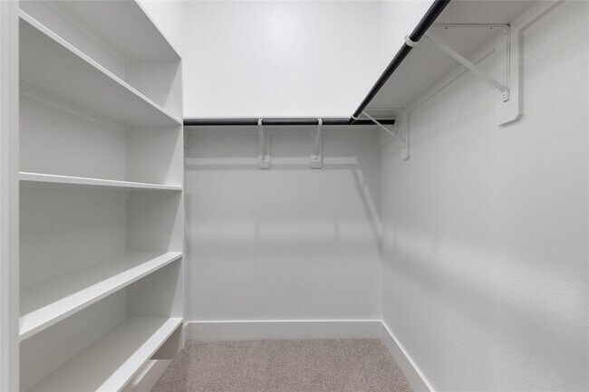 Building Photo - 626 Bay Breeze Dr