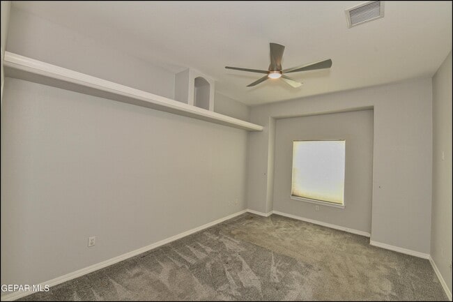 Building Photo - 11651 Dos Palmas Dr