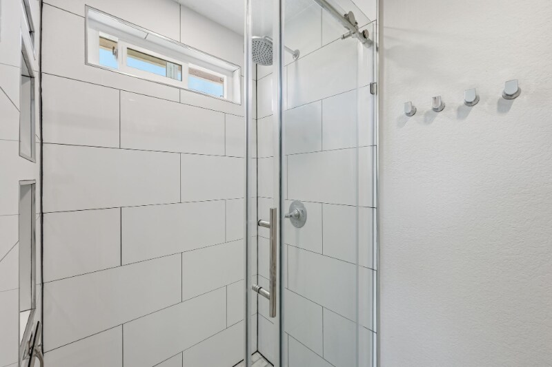 Building Photo - 1727 Avenida Alta Mira