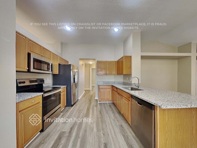 Building Photo - 2609 Brookville Dr