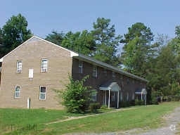 Primary Photo - Ogburn Apartments