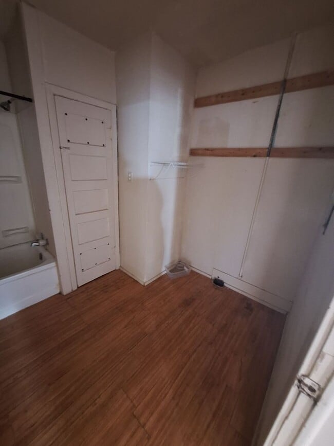 Building Photo - Cute home in Baird