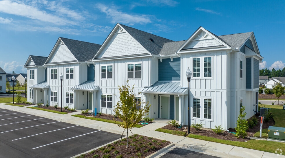 Building Photo - Encore at Westgate
