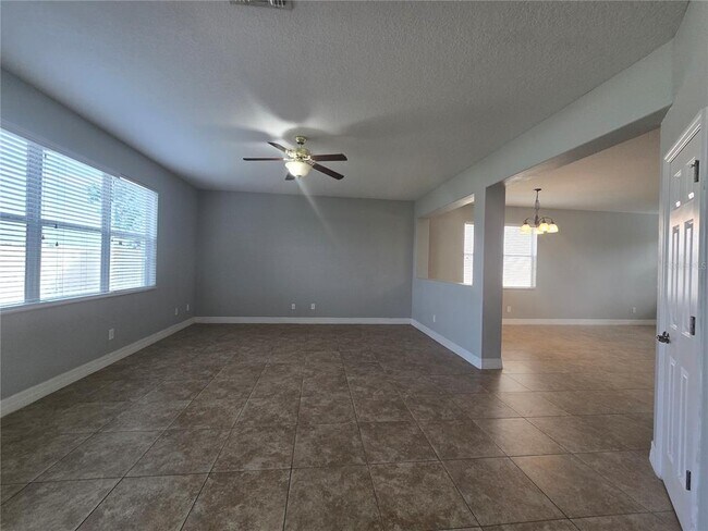 Building Photo - 2274 Geneva Dr