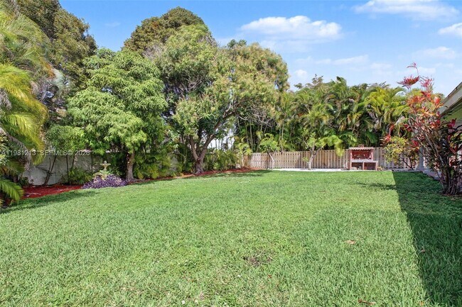 Building Photo - 19920 Cutler Ct