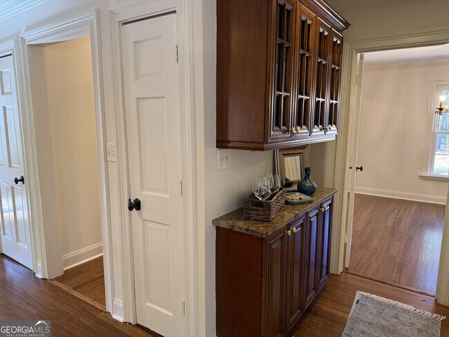 Building Photo - 1610 Old Mill Crossing NE