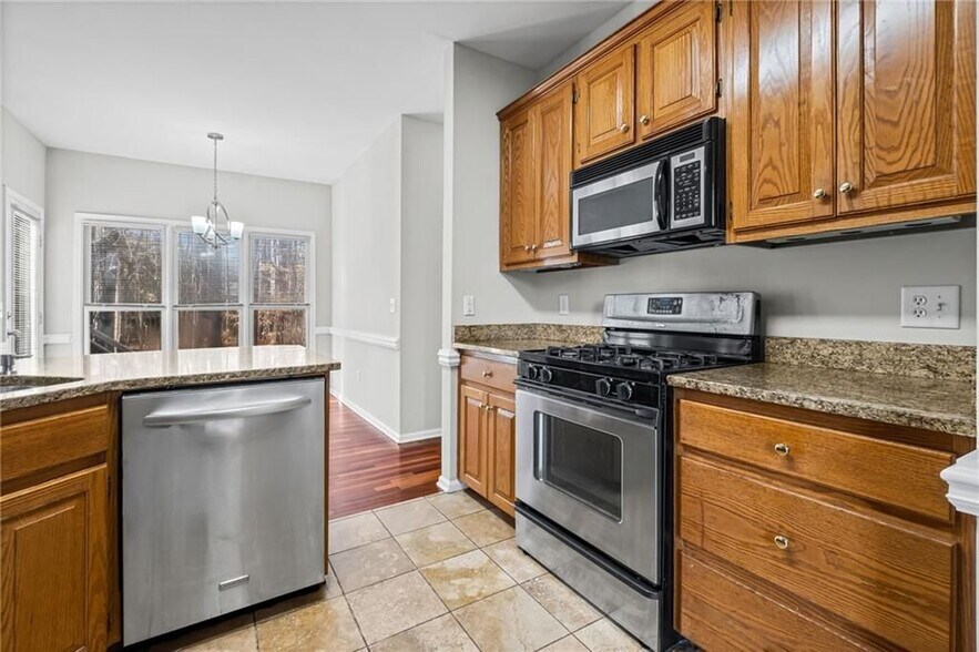 Building Photo - 1969 Seymour Dr NW