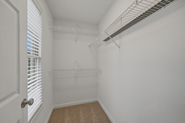 Building Photo - 8504 Powis Cir