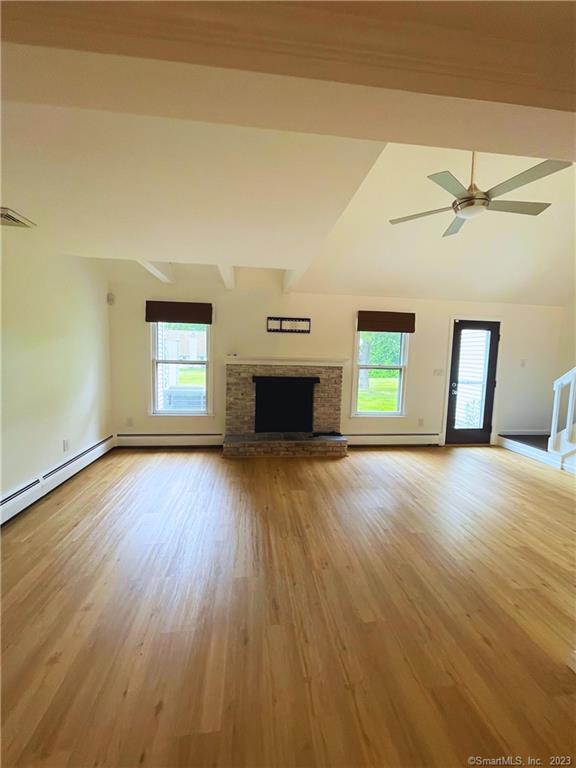 Building Photo - 10 Evergreen Pl