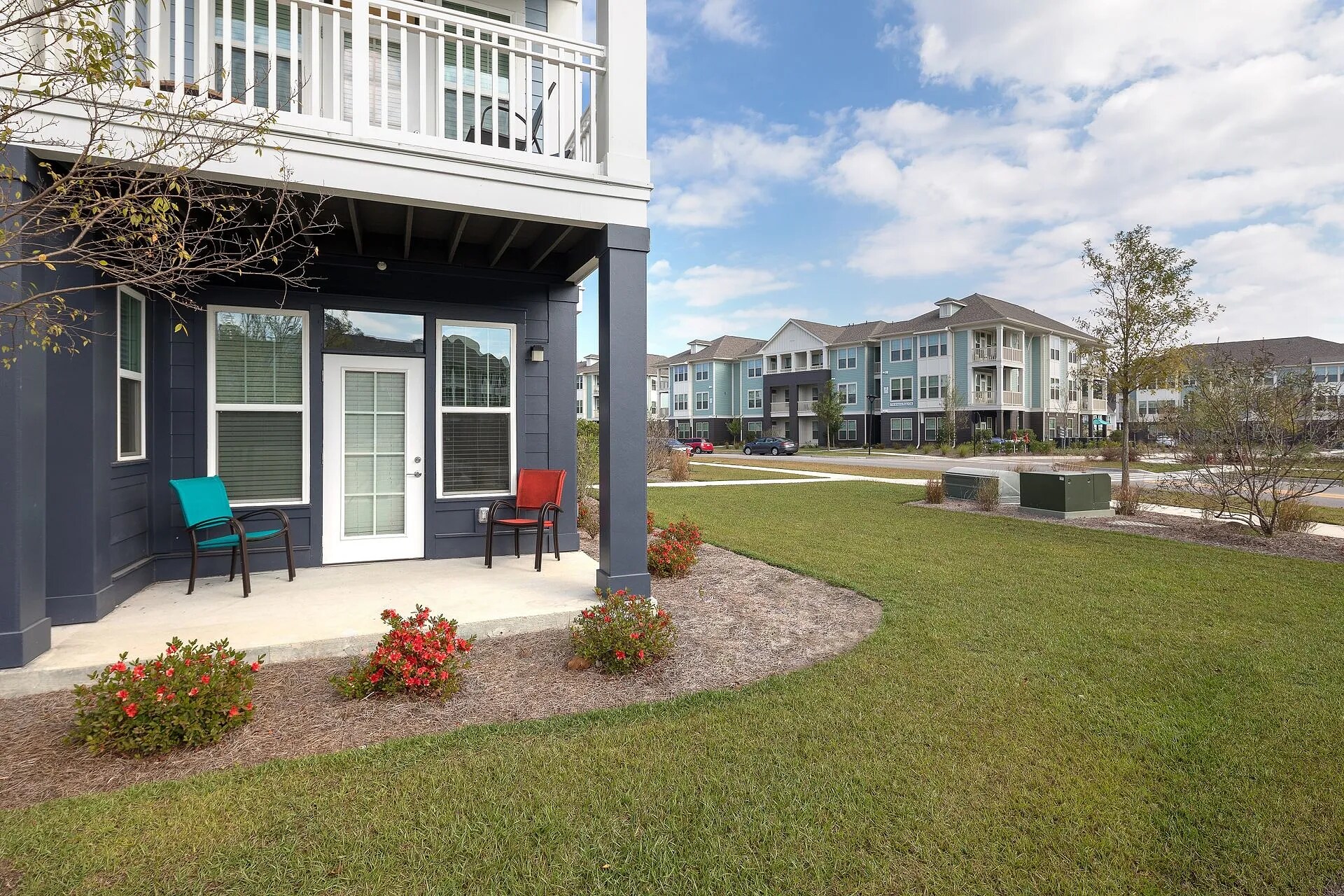 Building Photo - 115 Great Lawn Dr