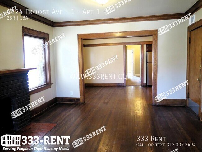 Primary Photo - 4124 Troost Ave
