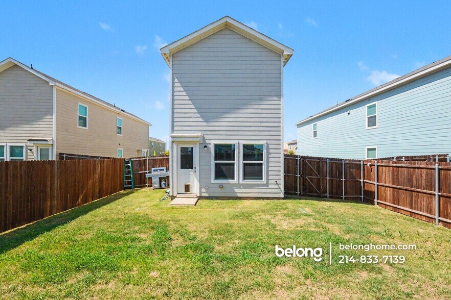 Building Photo - 143 Plumcove Dr