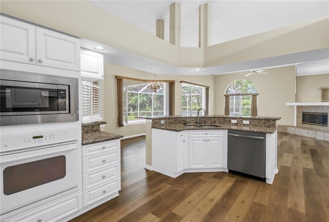 Building Photo - 4148 Hearthstone Dr