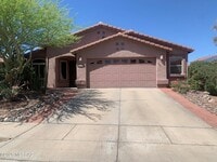Building Photo - 2514 E Petroglyph Ln