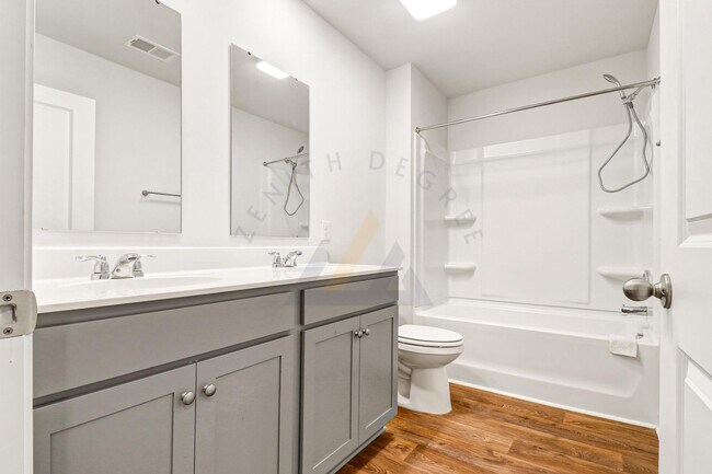 Building Photo - 110 Cedar View Cir