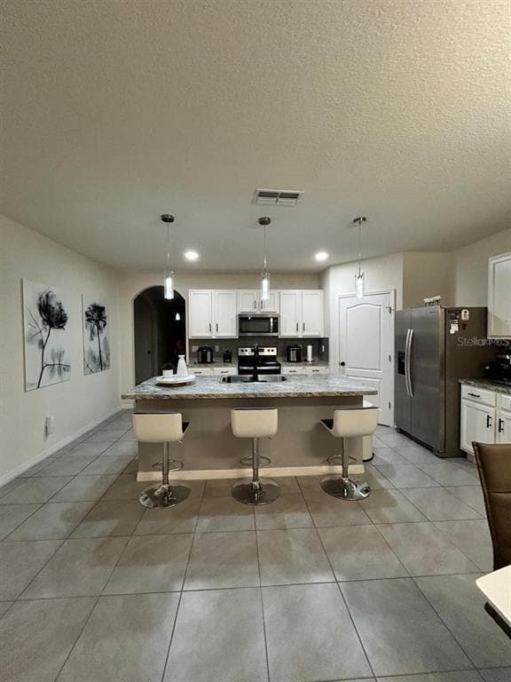 Building Photo - 567 Boardwalk Ave