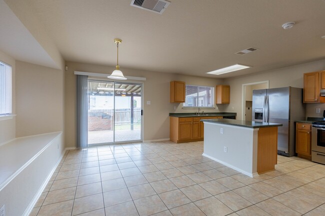 Building Photo - 6447 Miners Hill