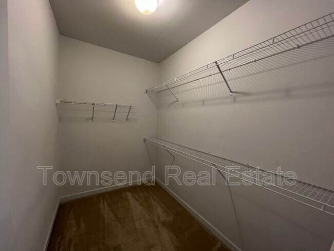 Building Photo - 93 Samuel Nicholas Dr