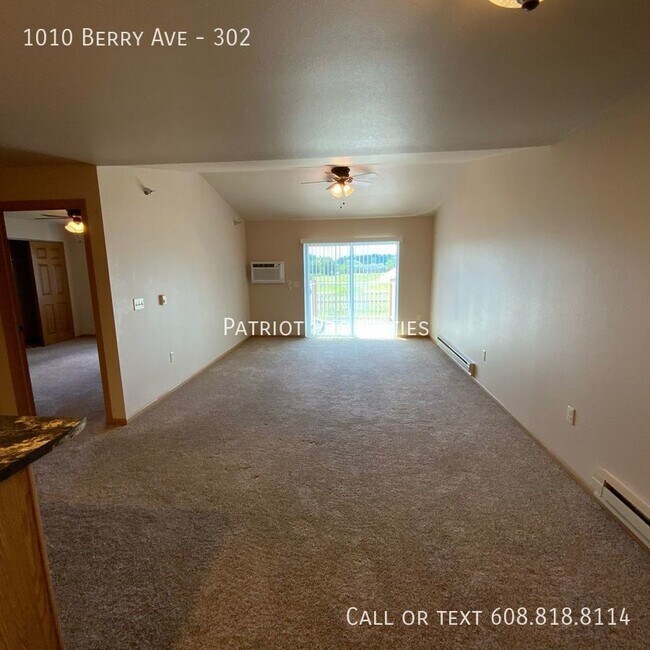 Building Photo - 1010 Berry Ave