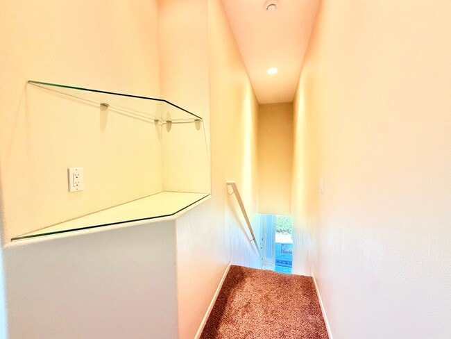 Building Photo - 938 S Country Glen Way