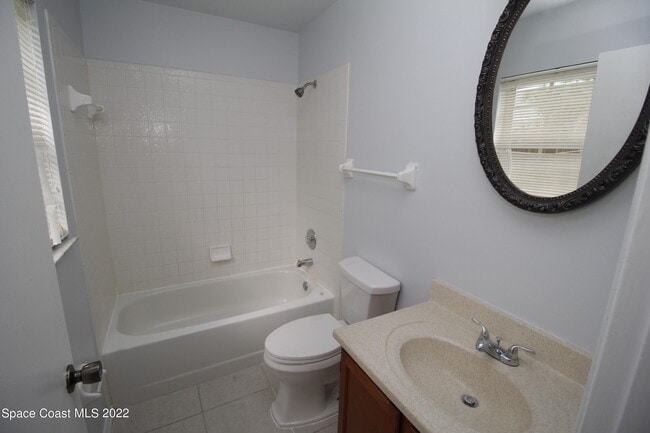 Building Photo - 1163 Beacon St NW