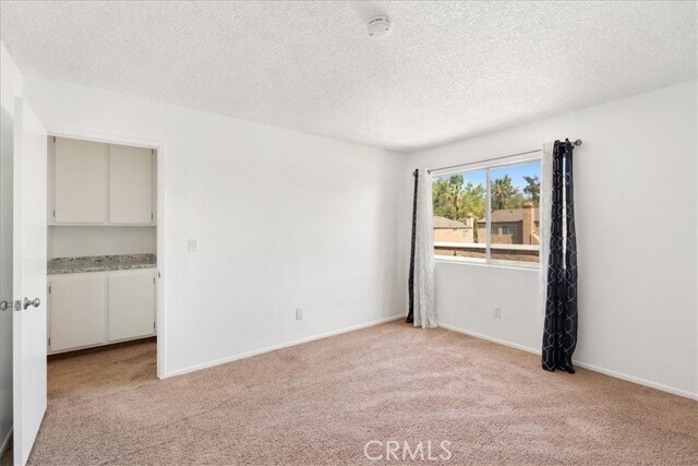 Building Photo - 162 Tamarisk St