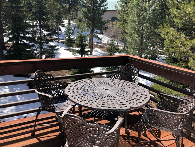 Building Photo - Long Term or Ski Lease in Tahoe Donner-$40...