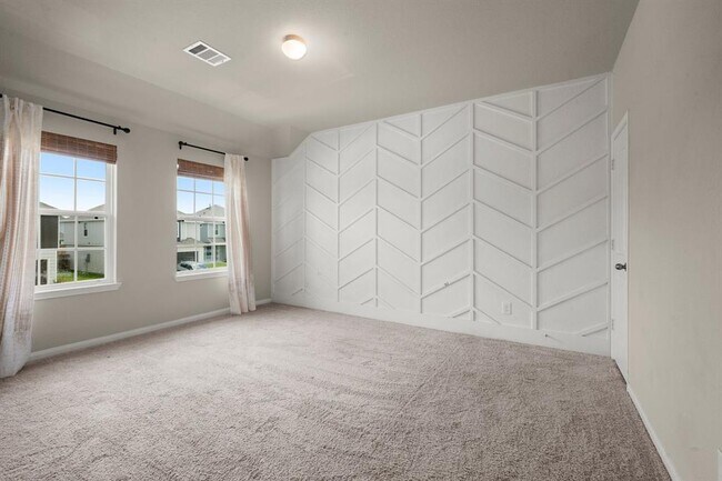 Building Photo - 22127 Regal Heights Dr