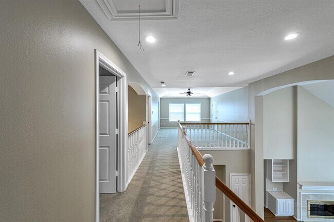 Building Photo - 22319 Fairbay Dr