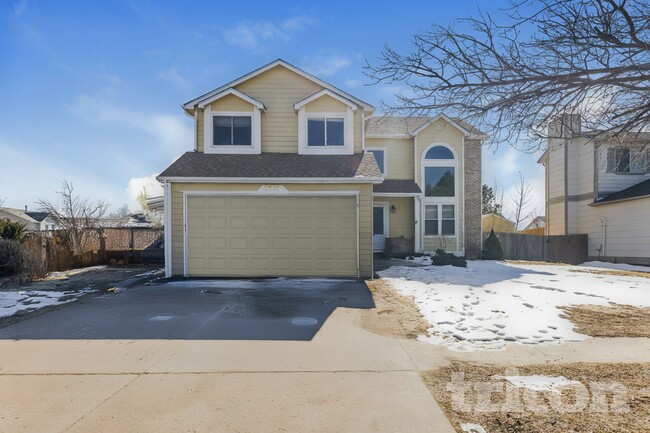 Building Photo - 7910 Camfield Cir