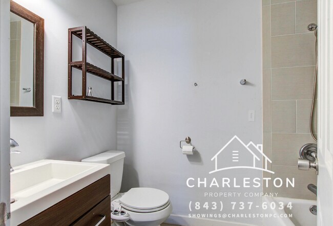 Building Photo - 229 Jean Wells Dr